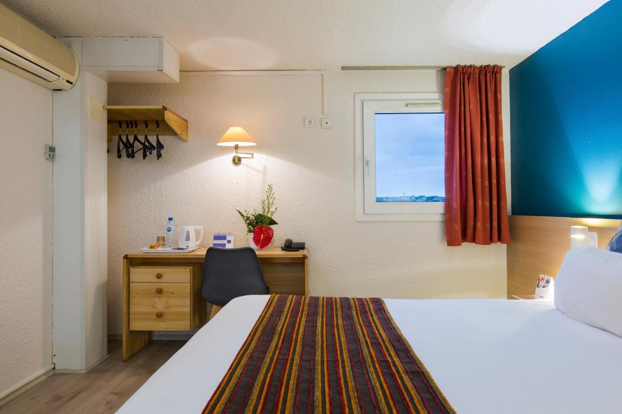 Comfort Hotel Montluçon Buitenkant foto