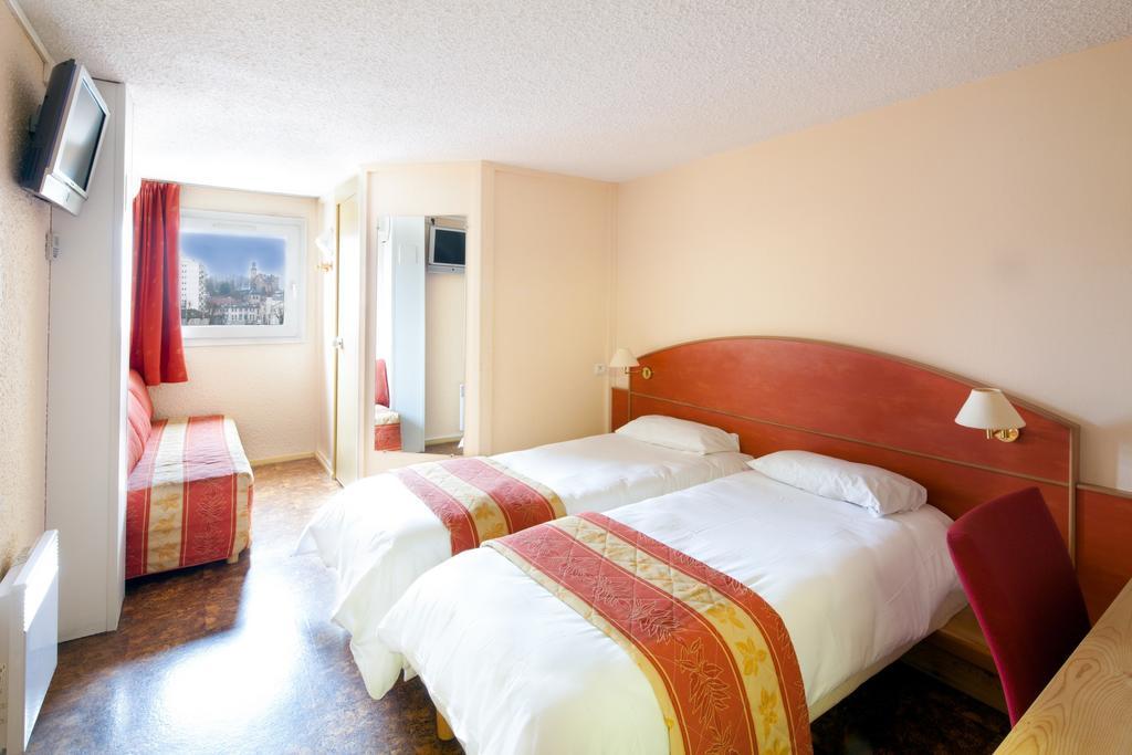 Comfort Hotel Montluçon Buitenkant foto