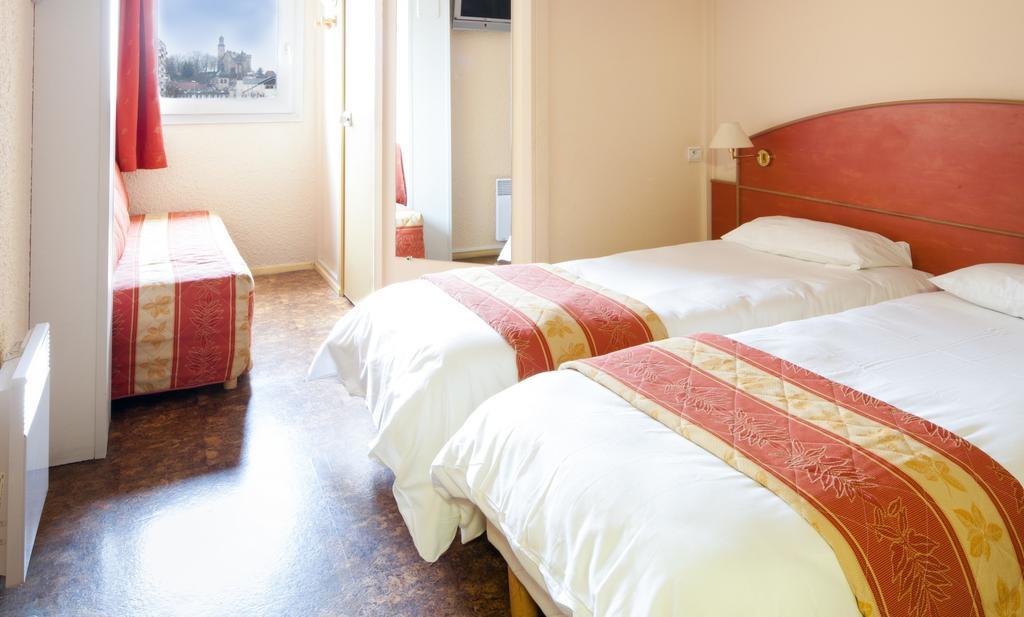 Comfort Hotel Montluçon Buitenkant foto