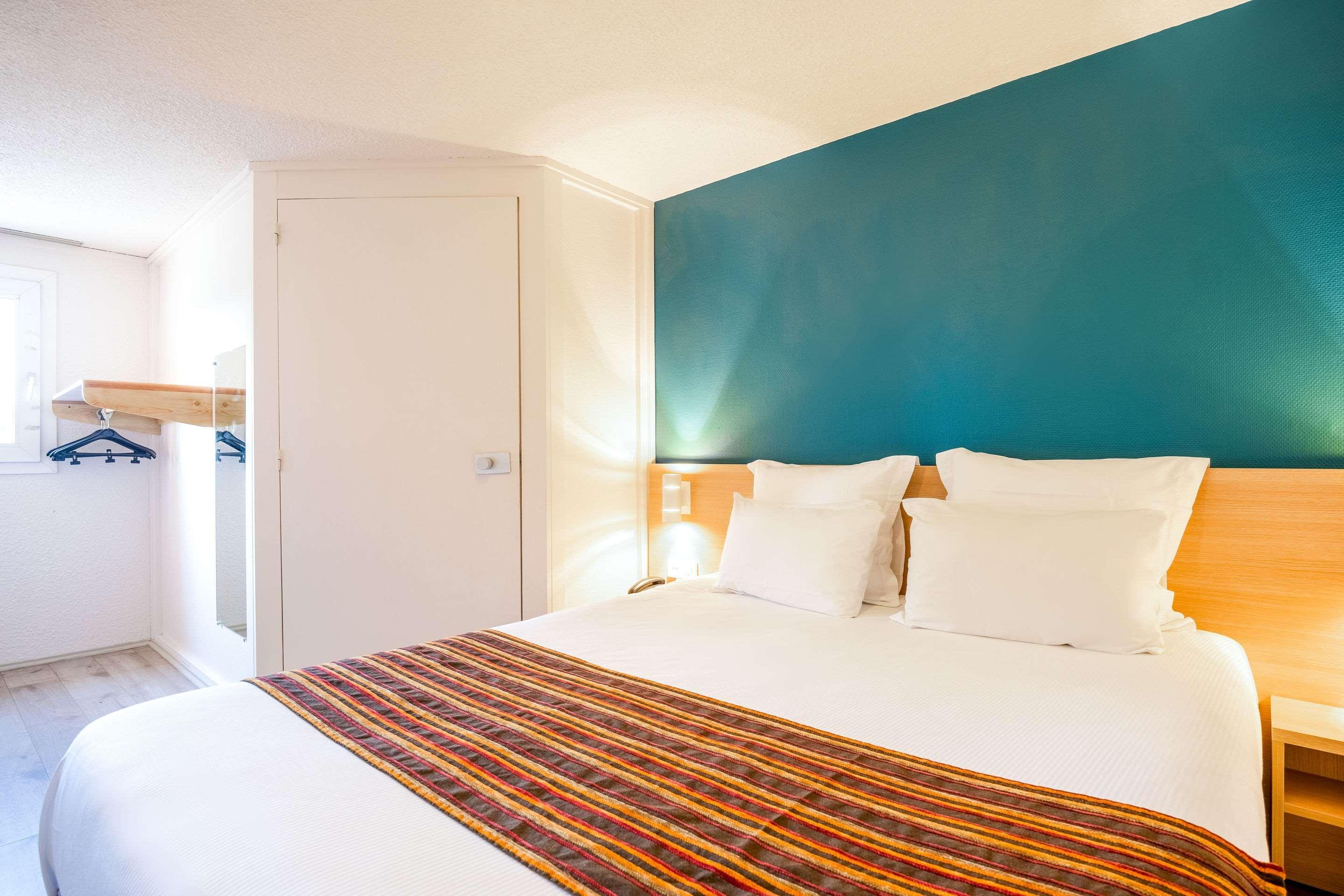 Comfort Hotel Montluçon Buitenkant foto
