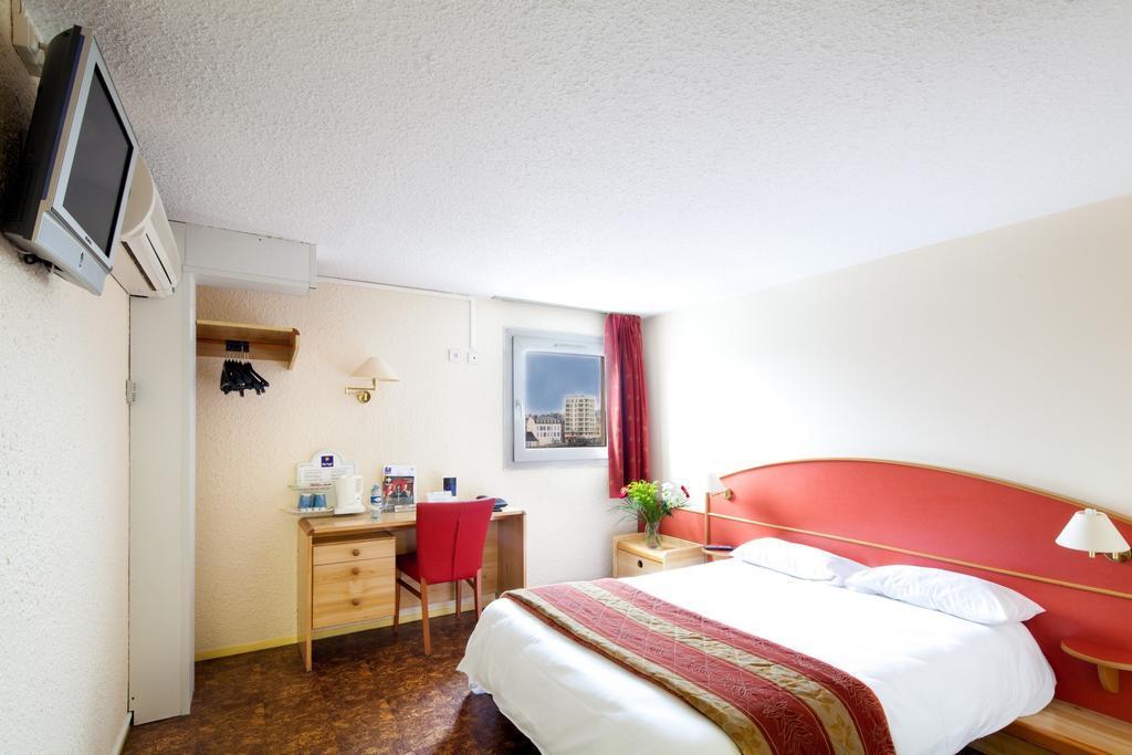 Comfort Hotel Montluçon Buitenkant foto