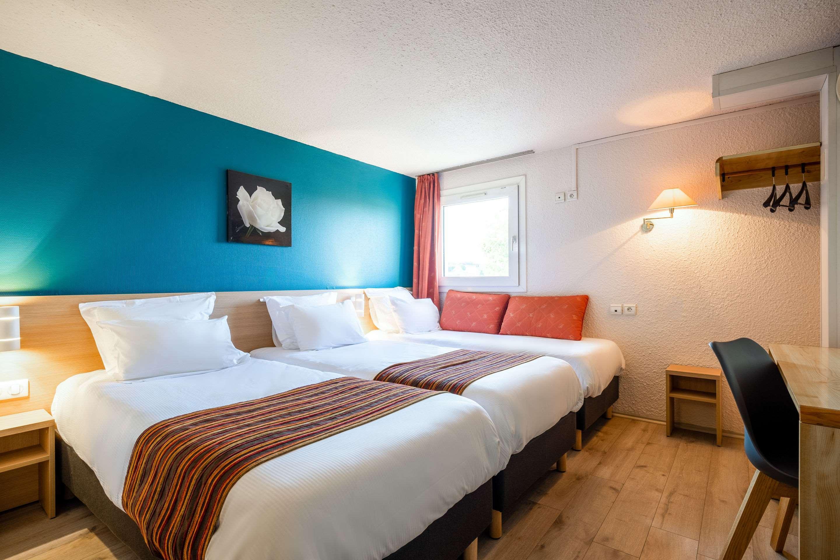 Comfort Hotel Montluçon Buitenkant foto